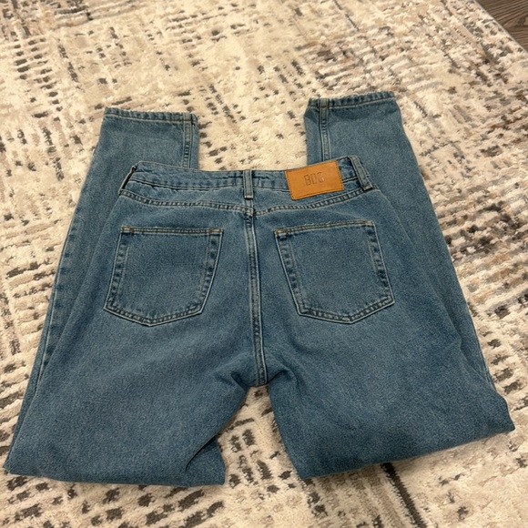 BDG Mom Jeans - Picture 5 of 5